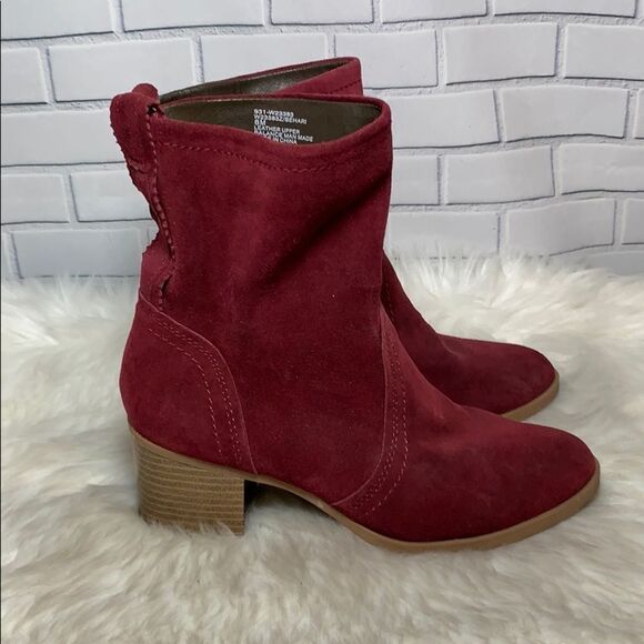 White Mountain Behari Burgundy Suede Booties Sz 8 - Picture 5 of 8